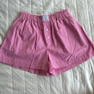 Boxer shorts. Under daily drills for exposure